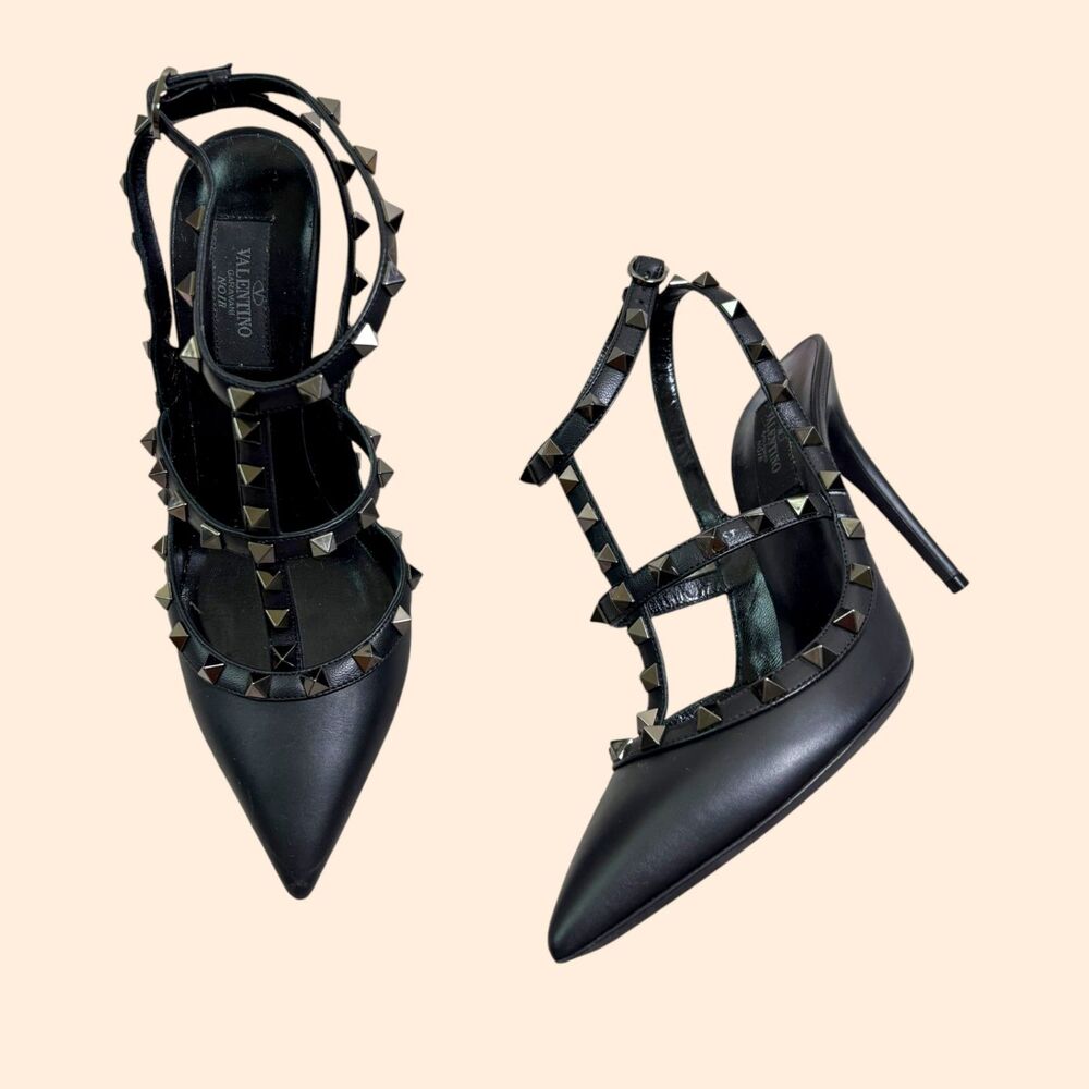Valentino Garavani Rockstud Point Pumps Noir